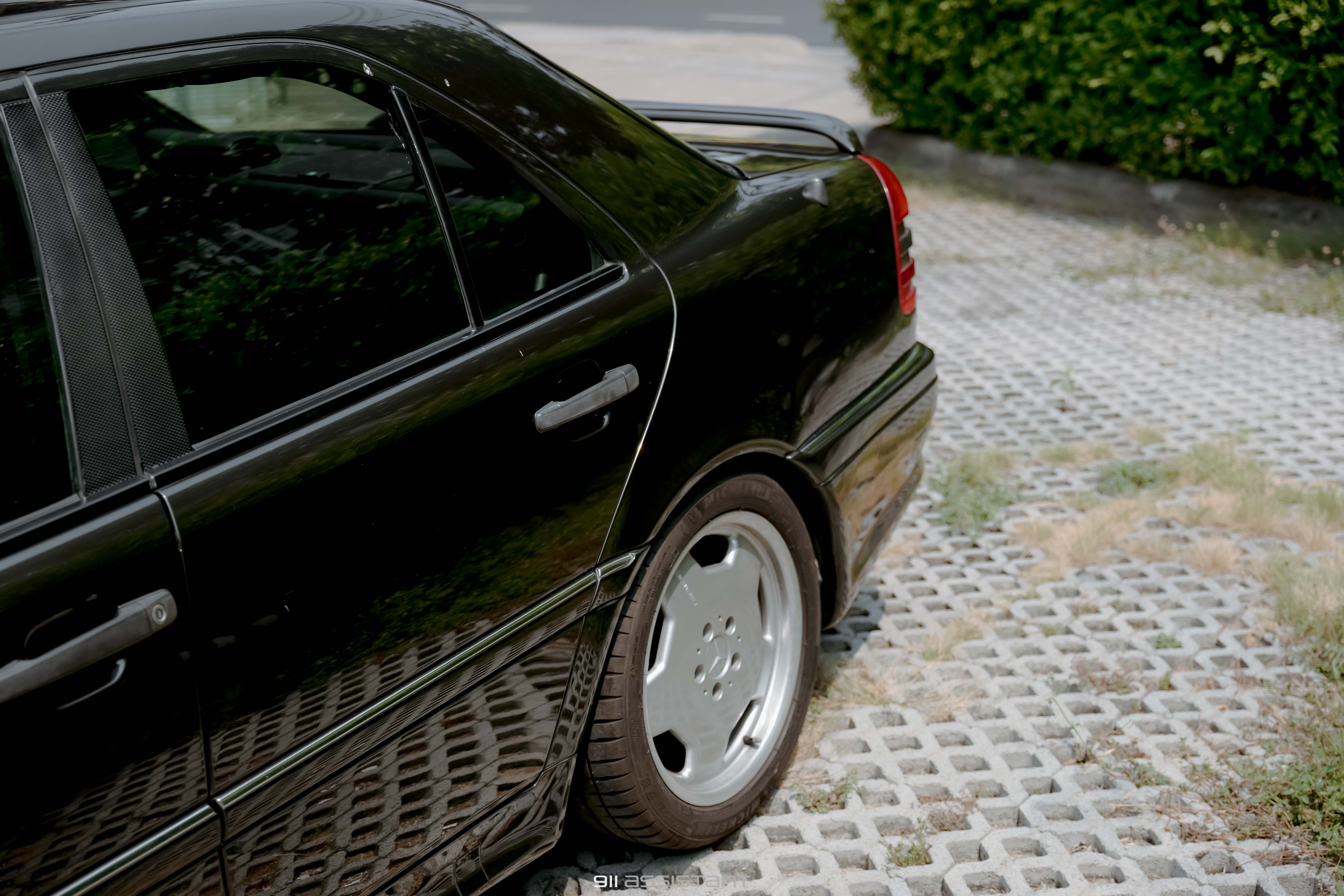 Mercedes-Benz C36 - 911 Assistant